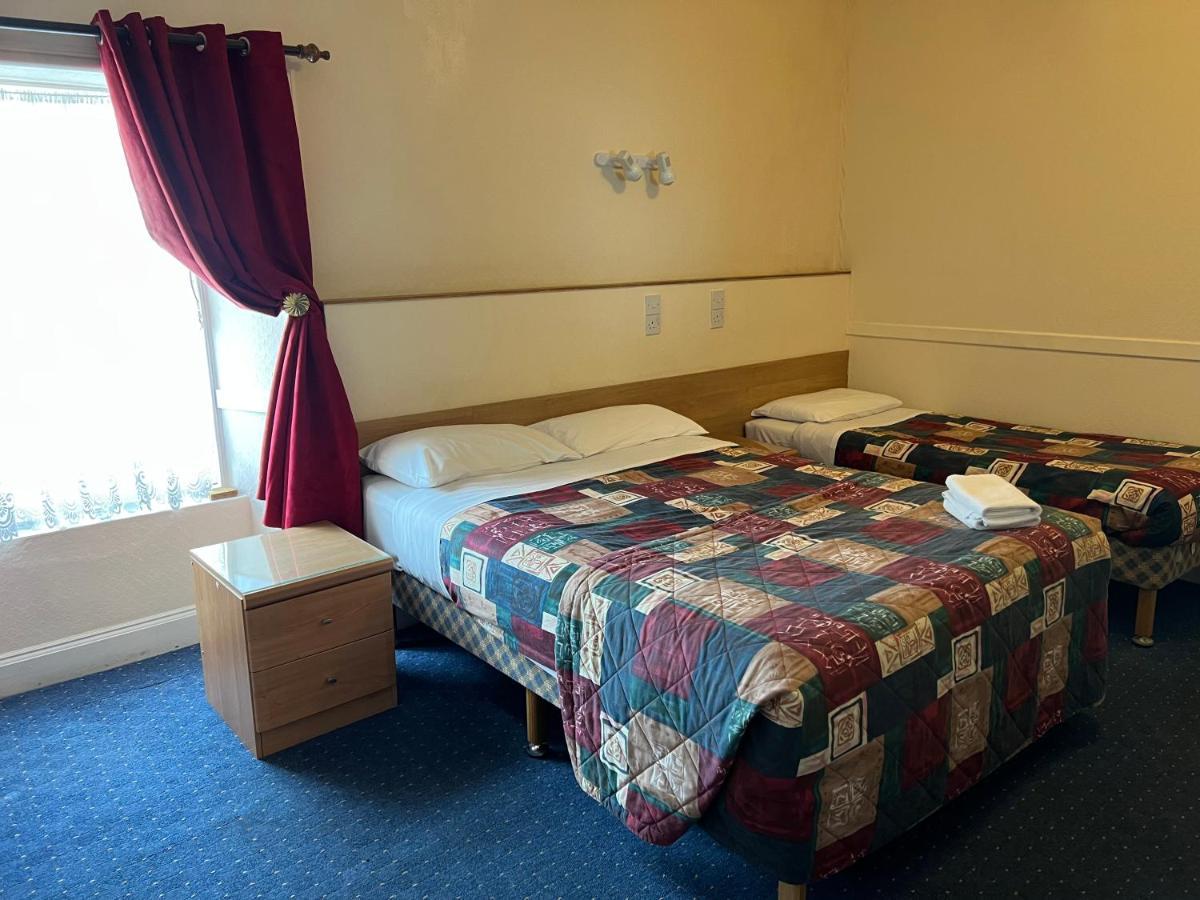 Strathpeffer Hotel Extérieur photo