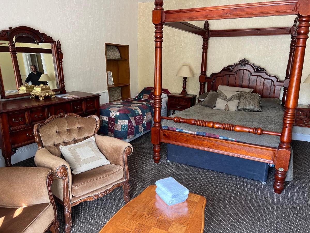 Strathpeffer Hotel Extérieur photo