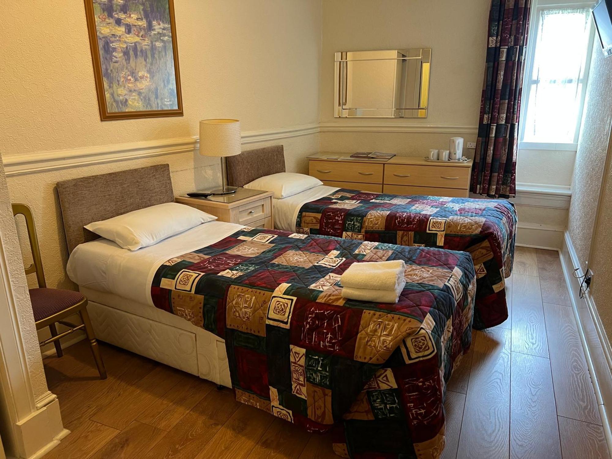 Strathpeffer Hotel Extérieur photo